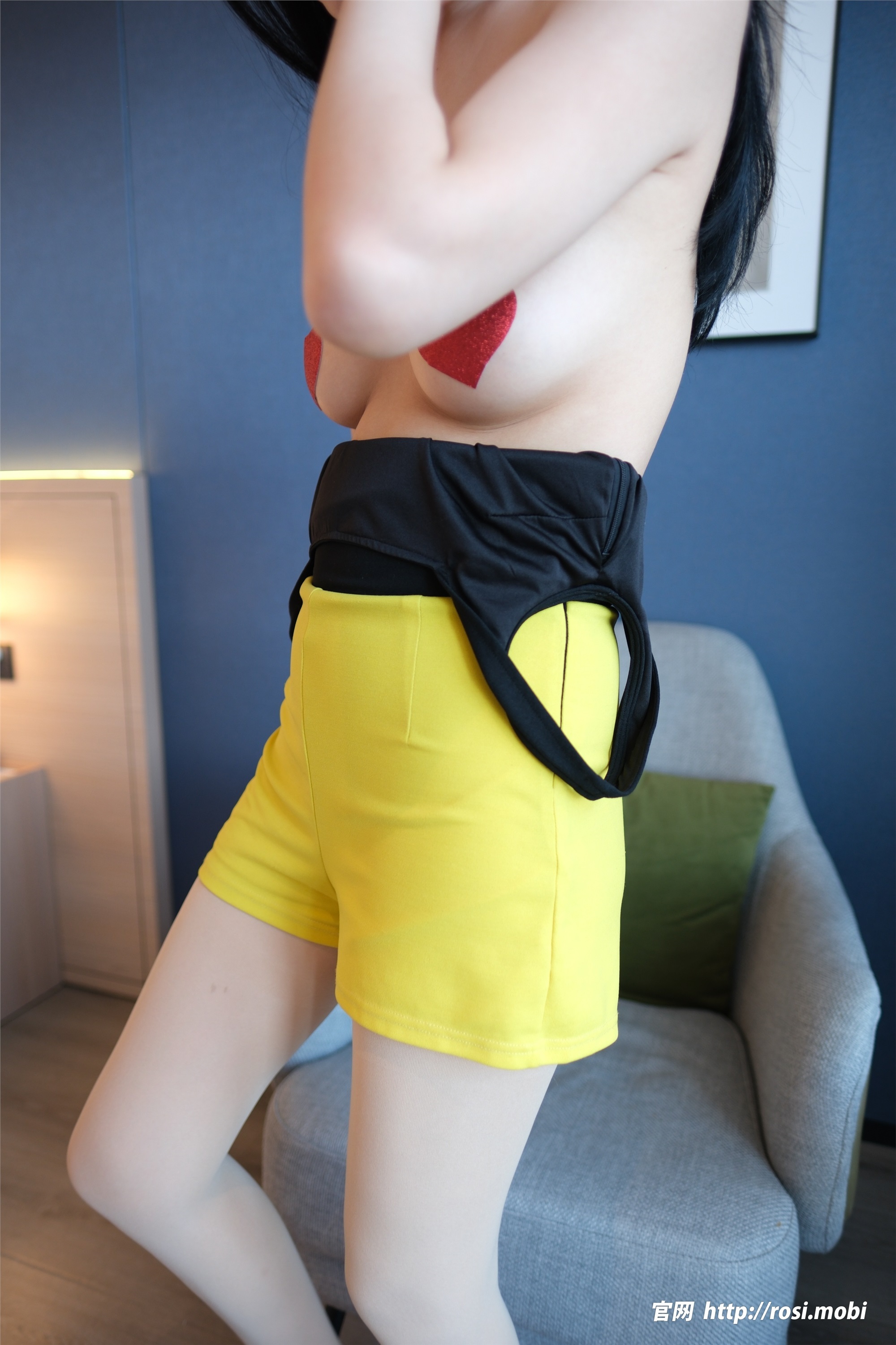 ROSI写真 2025.02.20 NO.4826